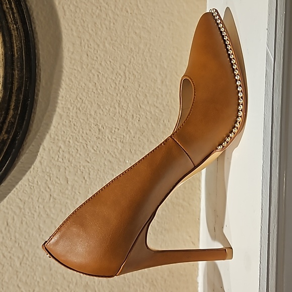 BCBGeneration Hawti Pump with Decorative Gold Beading - Picture 8 of 15